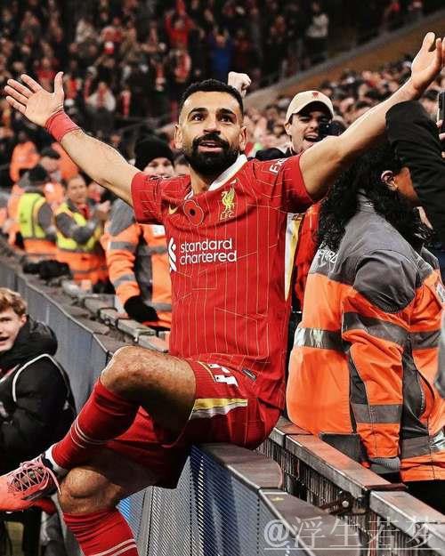 萨拉赫单季造49球追平纪录，四夺英超金靴收官战再献精彩弹射